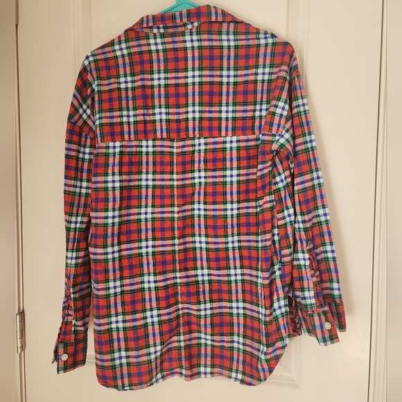 Old Navy Women's The Boyfriend Shirt Red and Green Plaid Button-Down Shirt - Picture 2 of 3